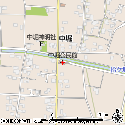 中堀公民館周辺の地図