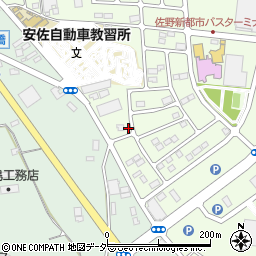 栃木県佐野市越名町2070-3周辺の地図