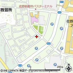栃木県佐野市越名町2065-19周辺の地図
