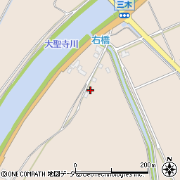 石川県加賀市三木町（チ）周辺の地図