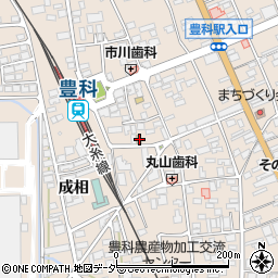 長野県安曇野市豊科4898周辺の地図
