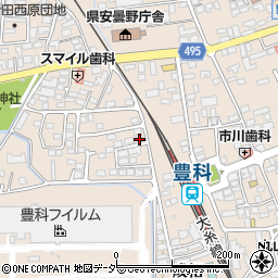 長野県安曇野市豊科新田4969-21周辺の地図