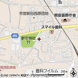 長野県安曇野市豊科新田5028-4周辺の地図