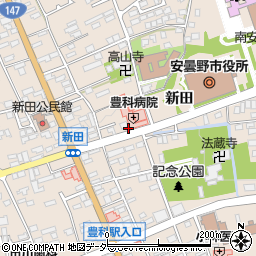 長野県安曇野市豊科新田5780-1周辺の地図