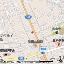 長野県安曇野市豊科新田5925-2周辺の地図