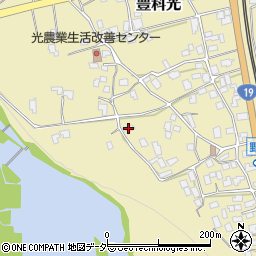 長野県安曇野市豊科光1556周辺の地図