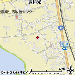 長野県安曇野市豊科光1588周辺の地図