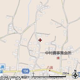 長野県小諸市八満383周辺の地図