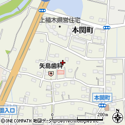 群馬県伊勢崎市本関町1180周辺の地図