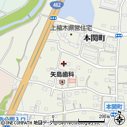 群馬県伊勢崎市本関町1175-1周辺の地図