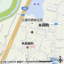 群馬県伊勢崎市本関町1194-2周辺の地図