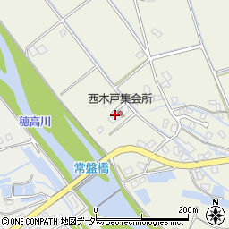 長野県安曇野市穂高北穂高142周辺の地図