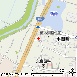 群馬県伊勢崎市本関町1203周辺の地図