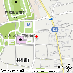 群馬県高崎市井出町1477-1周辺の地図