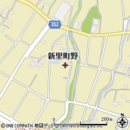 群馬県桐生市新里町野192-6周辺の地図