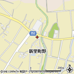 群馬県桐生市新里町野173周辺の地図