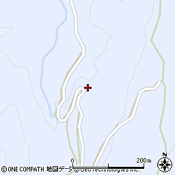 長野県東筑摩郡筑北村坂井桂石氷室8400周辺の地図