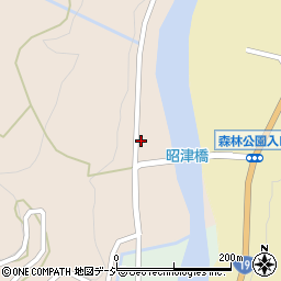 昭津公民館周辺の地図