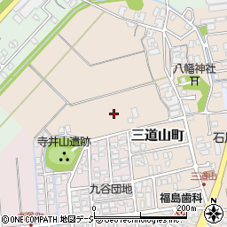 石川県能美市三道山町ニ周辺の地図