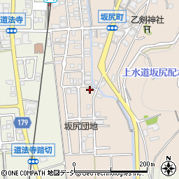 石川県白山市坂尻町ヘ32-72周辺の地図