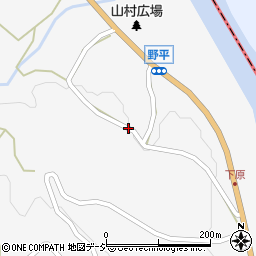 長野県大町市八坂野平中周辺の地図