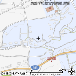 群馬県渋川市赤城町上三原田1074周辺の地図