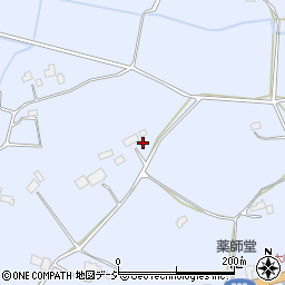 栃木県鹿沼市栃窪879周辺の地図