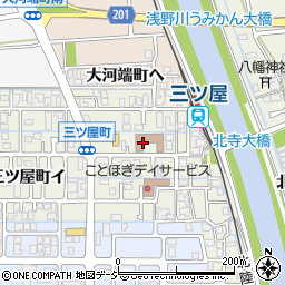 ココファン金沢三ツ屋周辺の地図