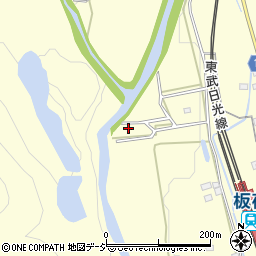 栃木県鹿沼市板荷251-12周辺の地図