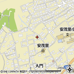 長野県長野市安茂里703周辺の地図