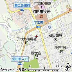 群馬県沼田市鍛冶町909周辺の地図