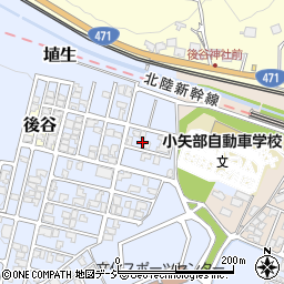富山県小矢部市埴生2600-12周辺の地図