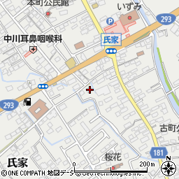 栃木県さくら市氏家1811-1周辺の地図