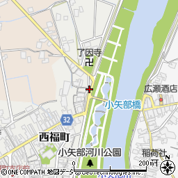 富山県小矢部市西福町13周辺の地図