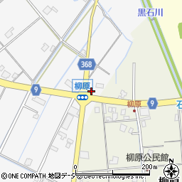 ファミリーマート小矢部芹川店周辺の地図