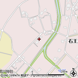 富山県小矢部市石王丸445周辺の地図