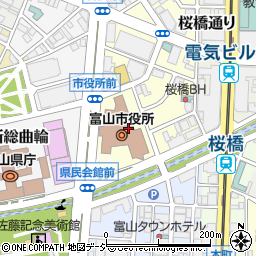 富山市役所周辺の地図