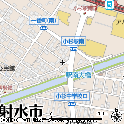 富山県射水市三ケ一番町2572周辺の地図