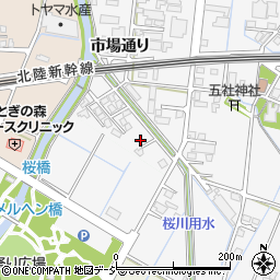 富山県高岡市市場通り913-4周辺の地図
