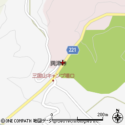 興津峠周辺の地図