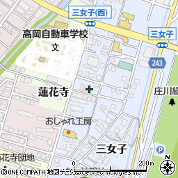 富山県高岡市三女子138-6周辺の地図