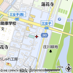 富山県高岡市三女子111-1周辺の地図