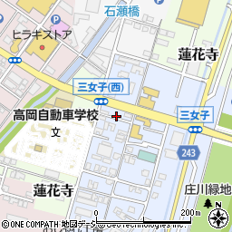 富山県高岡市三女子146-10周辺の地図