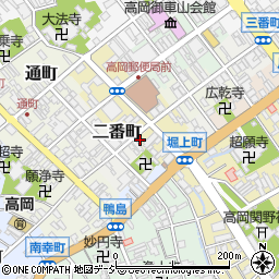 富山県高岡市御馬出町87周辺の地図