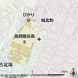 富山県高岡市古定塚3-24周辺の地図