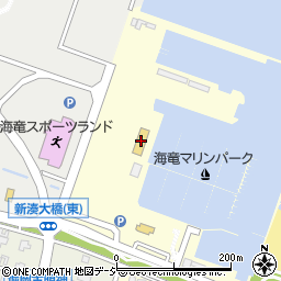 富山県新湊マリーナ周辺の地図