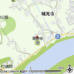 富山県高岡市城光寺784周辺の地図