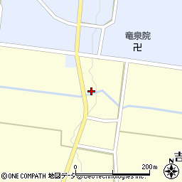 新潟県南魚沼市吉山新田2周辺の地図