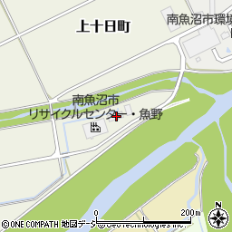 新潟県南魚沼市上十日町475周辺の地図