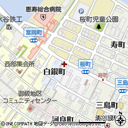 石川県七尾市白銀町30-3周辺の地図